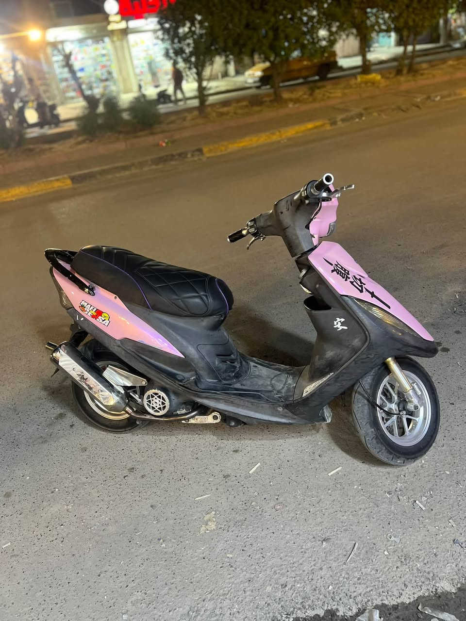 ماكس عدله للبيع مميزه ب لونها مزوده فضي تزويد اصلي مكينه بلاديه بوشه ٤٩
مكان الدراجه بغداد الحريه سعر الدراجه مليون وبيها مجال قليل كلش الدراجه صايره عليه فوك المليون الله شاهد هاذ رقمي بي بس واتساب ***********
