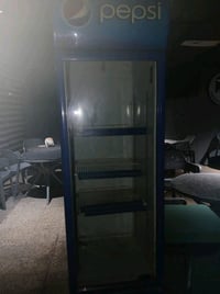 عارضة بيبسي السعر 200 الف