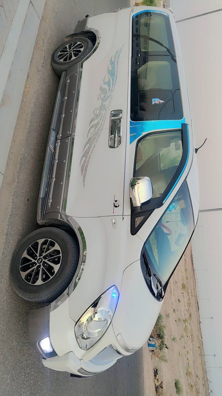 ستاركس • ٢٠١٥ • سفوان