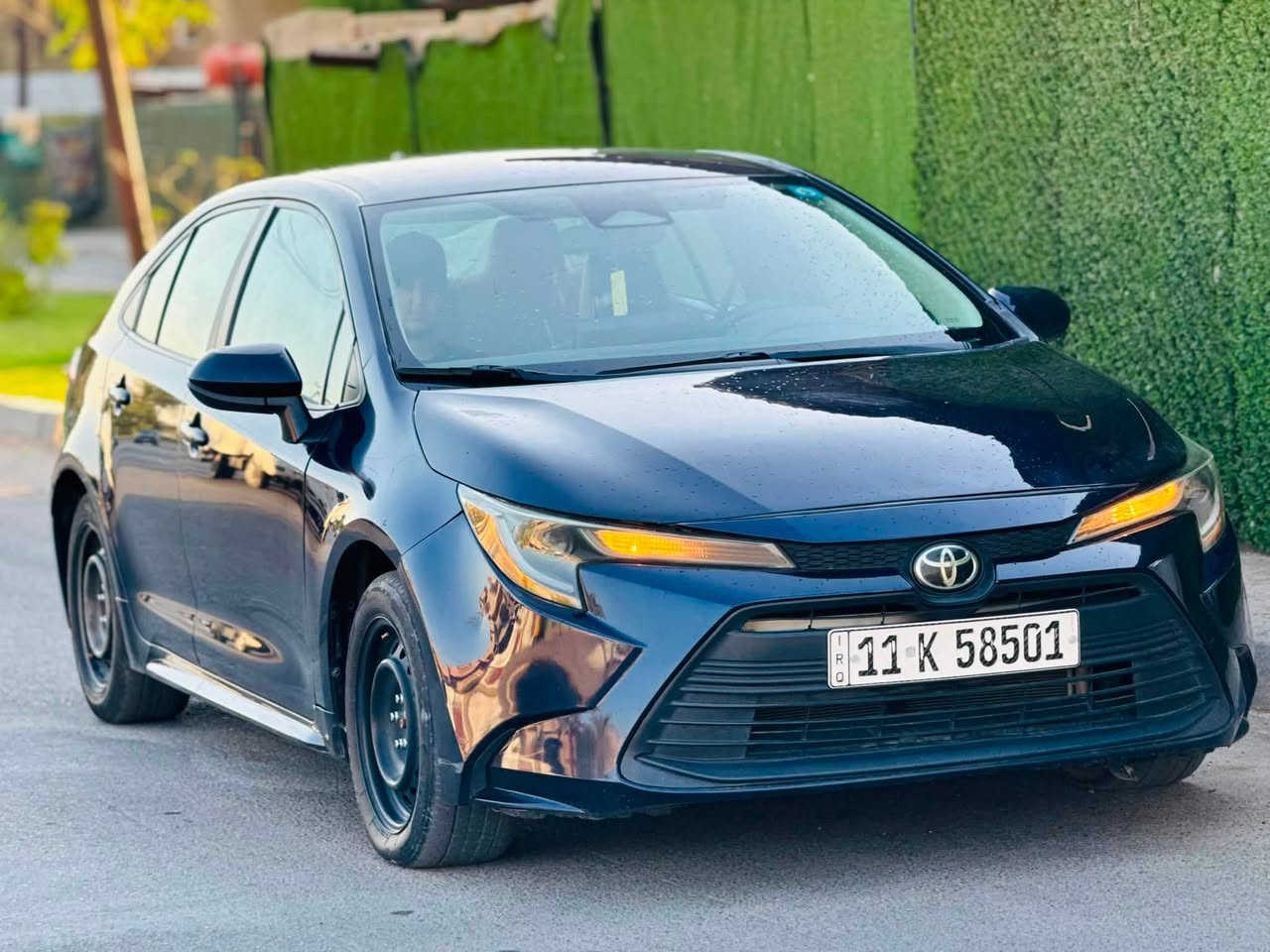 سلام عليكم فقط بيع
مكان بغداد السعر 118.    *********** 
كورلا موديل 2023 بسمي رقم بغداد
صوصفات بصمة كأمر دوارة شاشا حساس خلفي
امامي تحكم ربع جهات لايت عدسة ثلجي 
صور حادث مرفق بنيد  شطحي

