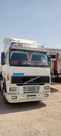 سياره شخاطه للبيع موديل 2000 سنويه لل 2029 كير محرك شاصي كل شرط تانكي ...