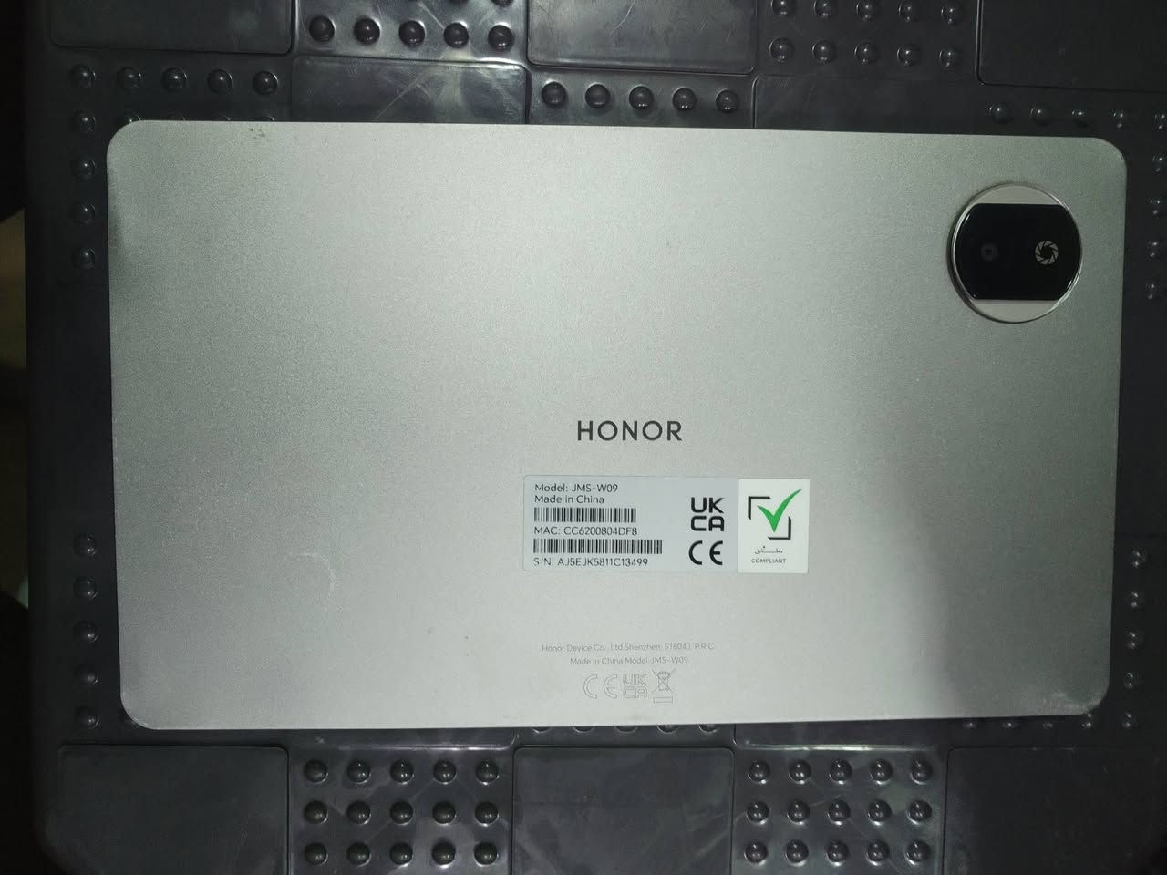 Honor Pad X7
ايباد هونر اكس 7
نظافه فول بس الشاشه بيها رطوبة مثل الظاهر وضربات خفيفه بالشاصي شرط ما مفتوح
ذاكرة 128
رام 8
السعر 165 وبي مجال 
التواصل واتساب:***********
