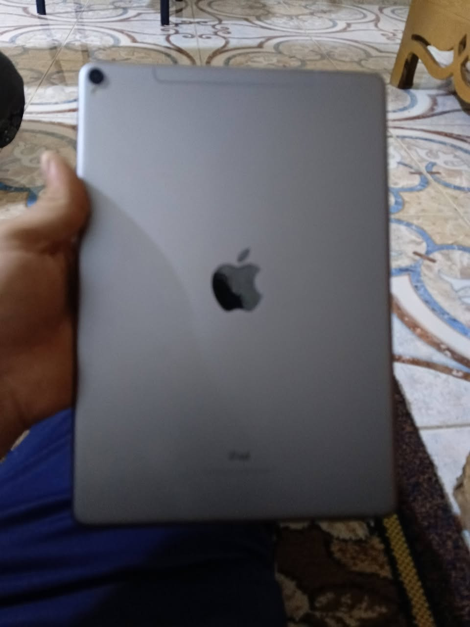 ايباد برو لبيع نضيف ١٠٠٪ مستعجل على بيع سعر ٢٦٥ وبي مجال ما وياه اي ملحق فقط حافظه ؟؟ مكاني تكريت الانواء جويه بي واتساب ***********

نص مكتوب في الصور:
- الإعدادات عبود الجنابي iCloud و Apple ID والوسائط والمشتريات اقتراحات Apple ID نمط الطيران Wi-Fi غير متصل Bluetooth البيانات الخلوية لا توجد... الإشعارات الأصوات التركيز مدة استخدام الجهاز عام مركز التحكم شاشة العرض والإضاءة الشاشة الرئيسية ومكتبة التطبيقات تعدد المهام والإيماءات حول عام الاسم iPad عبود إصدار iPadOS 17.7.11 اسم الطراز iPad Pro (10.5 بوصة) رقم النموذج MQEY2J/A الرقم التسلسلي DMPVT4C7J2D1 انتهت صلاحية التغطية الشبكة غير متوفرة الأغاني الفيديوات ٨ الصور ٤ التطبيقات ۳ السعة ٦٤ غ.ب. متوفر ١١,٩٧ غ.ب. شركة الاتصالات غير متوفرة رقم البيانات الخلوية غير معروف عنوان Wi-Fi 08:E6:89:B6:36:01 Bluetooth 08:E6:89:B6:36:02
- ٢:٤٣ م الجمعة ٢ تشرين الأول
- الإعدادات
- عبود الجنابي
- iCloud و Apple ID
- والوسائط والمشتريات
- اقتراحات Apple ID
- ٢
- نمط الطيران
- Omar
- Wi-Fi
- غير متصل
- Bluetooth
- البيانات الخلوية لا توجد...
- الإشعارات
- الأصوات
- التركيز
- مدة استخدام الجهاز
- عام
- مركز التحكم
- شاشة العرض والإضاءة
- الشاشة الرئيسية
- ومكتبة التطبيقات
- تعدد المهام والإيماءات
- حول
- الاسم
- iPad عبود
- إصدار iPadOS
- 17.7.11
- اسم الطراز
- iPad Pro (١٠,٥ بوصة)
- رقم النموذج
- MQEY2J/A
- الرقم التسلسلي
- DMPVT4C7J2D1
- انتهت صلاحية التغطية
- الشبكة
- غير متوفر
- الأغاني
- .
- الفيديوهات
- ۸
- الصور
- ع
- التطبيقات
- ۳
- السعة
- ٦٤ غ.ب.
- متوفر
- ١١,٩٧ غ.ب.
- شركة الاتصالات
- رقم البيانات الخلوية
- غير معروف
- عنوان Wi-Fi
- 08:E6:89:B6:36:01
- 08:E6:89:B6:36:02