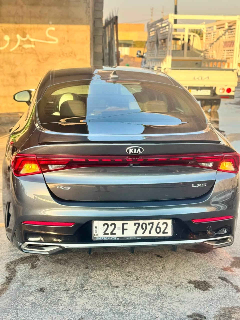سلام عليكم
كي فايف K5 للبيع موديل 2021

وارد امريكي حادث

السياره بيه قطعين بدون دواخل جاملغ نفسه مصلح ولبنيد مبدل

محرك وكير على وضع الشركة بلاديه

كهربائات وصدر بشرط 100‎%‎

مكينه 1600 تيربو [ تستقبل اي بانزين ]

وكيرها AT بلادي

الموصفات

بصمه

4 انضمه قياده

سايد بريك بصمه

اوتو هولد

حساسات + رادارات بكل مكان

تحديد مسار + كروز سرعه

نقط عمياء

شاشه تدعم كاربلي

كامره دواره مع رادار خلفي

ترحيب عند الاقتراب

تشغيل عن بعد

والباقي

رقم اربيل موجد سونار السعر 133 وبيه مجال   رقم ***********
