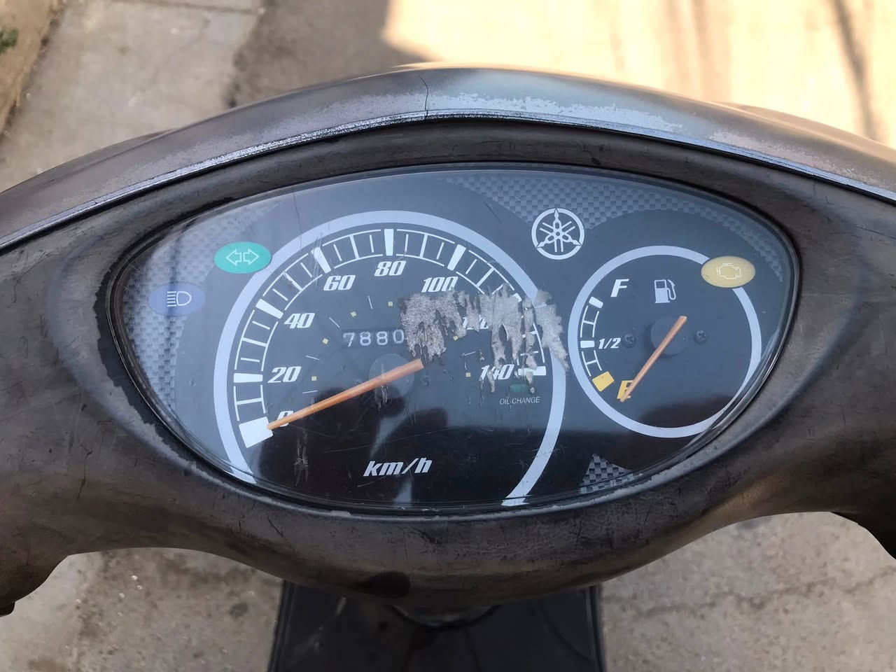 بريز نوزل جديده منزلهه من معرض يوسف جويه دبل سويج اوراق كل شي كامله بأسمي تجي تفحص وتقتنع يلا.ملاحضه فقط الكسر هاذه الي بيهه الباقي كل شي بيهه مكفول الشراي يتصل ويدلل وخادم *********** بغداد ألشعب الثعالبه

