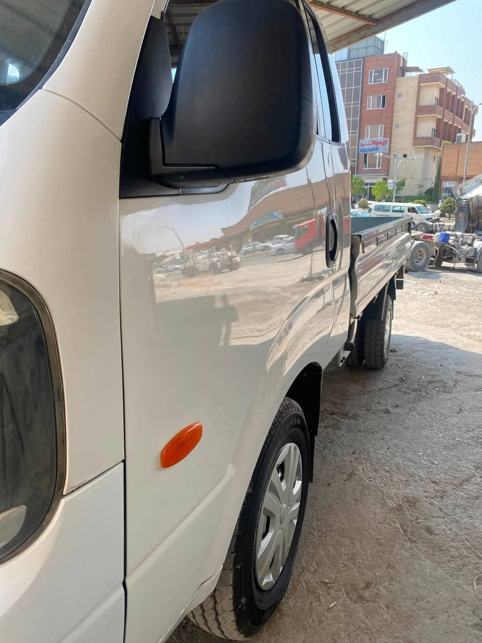 کیا بڕاوە  مۆدێل ٢٠١٤ گێڕو مەکینەو ئەکسلی بەشەرت تەبریتی ئیش ئەکات برێکی بەسراوە کۆدی بۆ کراوە
ژ.م***********
