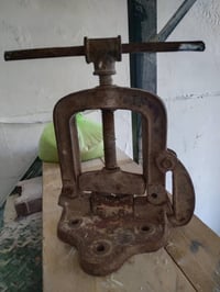 للبيع مكاني بغداد الشعب ٠٧٧٠٣٤٩٧٩٦٦