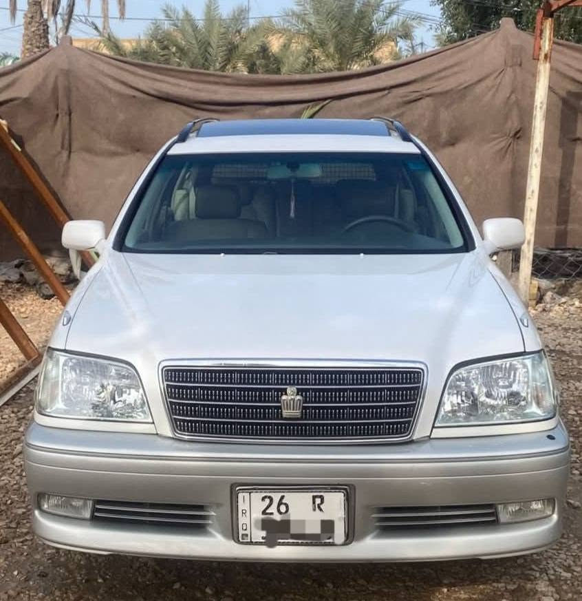 كراون ستيشن • ٢٠٠٠ • رقم صلاح الدين