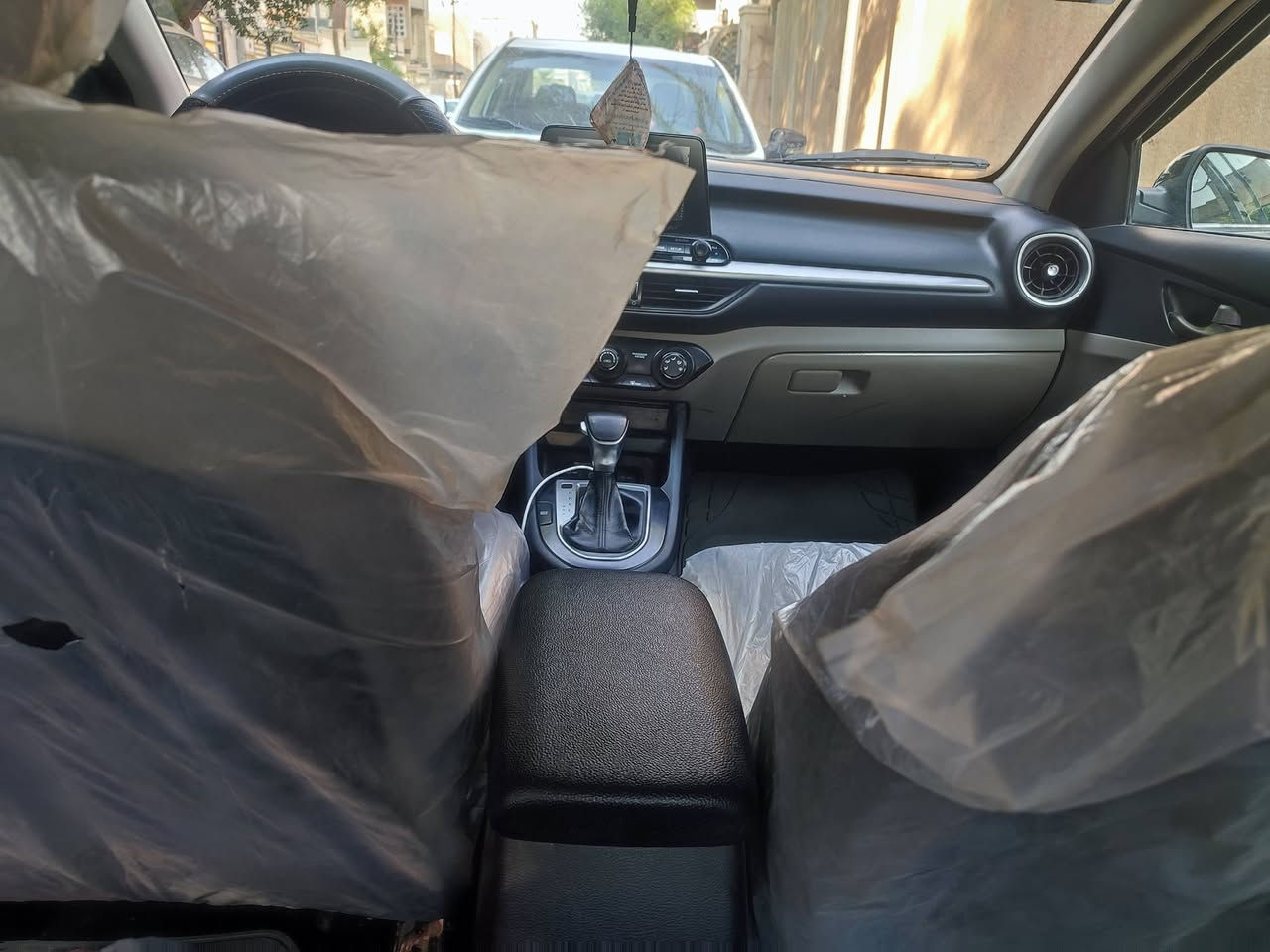 سلام عليكم
كيا فورتي 2020 رقم بغداد دولي بأسمي محرك 2000 دوش كير AT مرغوب لغد شاصي سليمات كلشي موضح ب سونار سعر 117 بيه مجال بسيط العنوان بغداد حي الجهاد ***********
