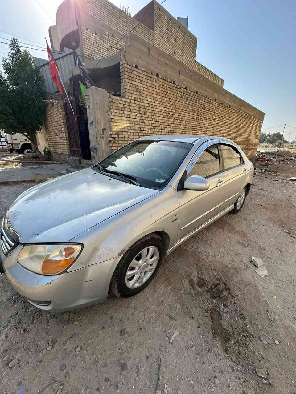 السلام عليكم كيا سيراتو 2008  رقم جديد سنويه جديد مشروع وطني مكينه وكير مكفول ابيع ع وضعه لان محتاج  سعر 73 ورقه و بيه مجال مكان سيارة الكاظمية نواب.  
***********
