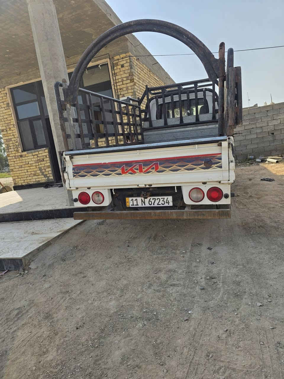 للبيع كيا حمل موديل 2022 ب اسمي مكفوله كفاله عامه العنوان الديوانية عفك 
السعر خاص
رقم الهاتف ***********
