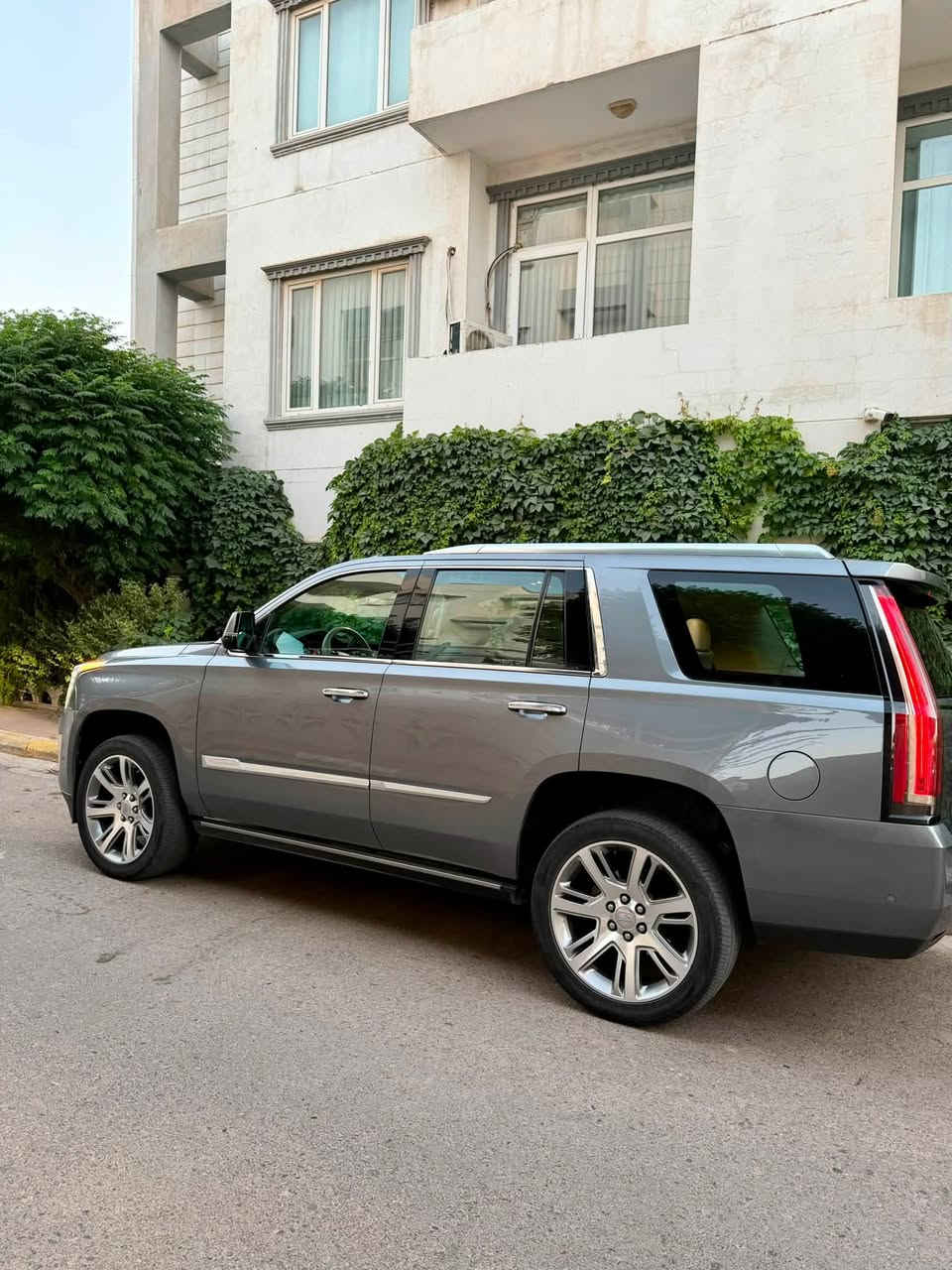فول فول موصفات
مودیل 2018
150000km
مکان سلیمانیە 
***********
بدونە صبوغ شریکە منصور
