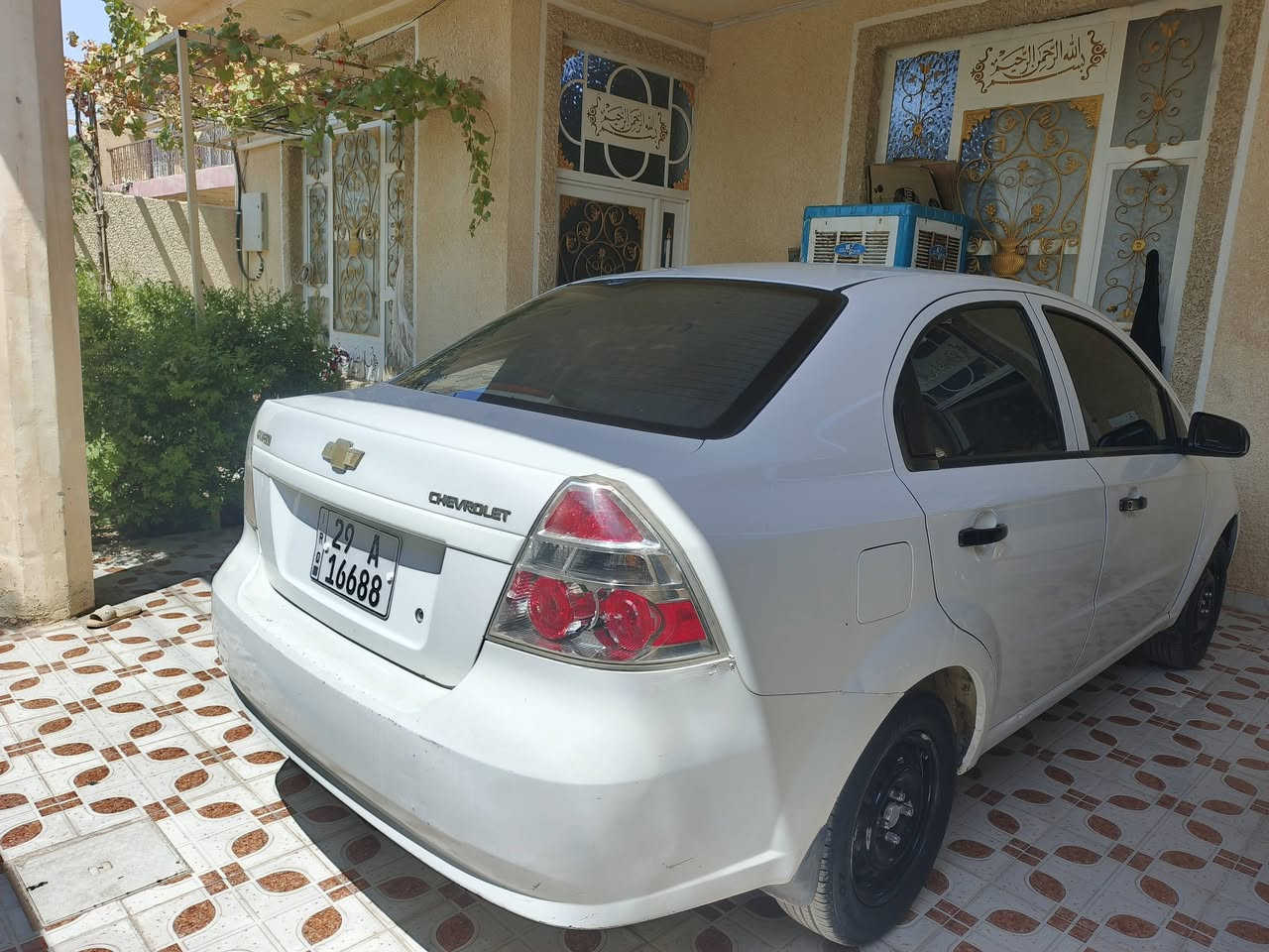 سلام عليكم سياره للبيع افيو موديل (11) 
رقم واسط سعره 60 وبين مجال
رقم الهاتف ***********
