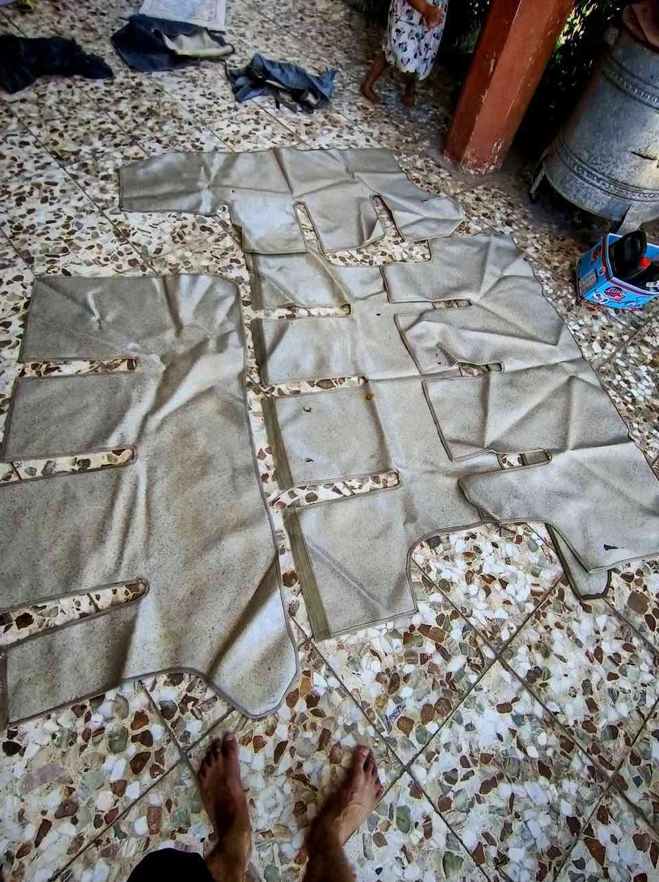 سفريات للبيع مال هايسه شكل قديم يرهمن ع جنبي سعرهن ٧٥ مكاني الاسكندريه
***********
