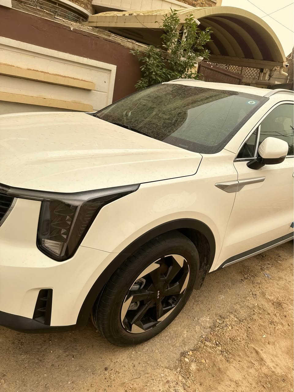 سورنتو ٢٠٢٤ 
محرك V6
مكفوله كفاله عامه 
فول مواصفات ما عدا بنوراما 
خليجي 
ماشيه ٤٠ الف حقيقي 
رقم بغداد 
لاستفسار الاتصال على الارقام التاليه 
***********
*********** بغداد, العراق
