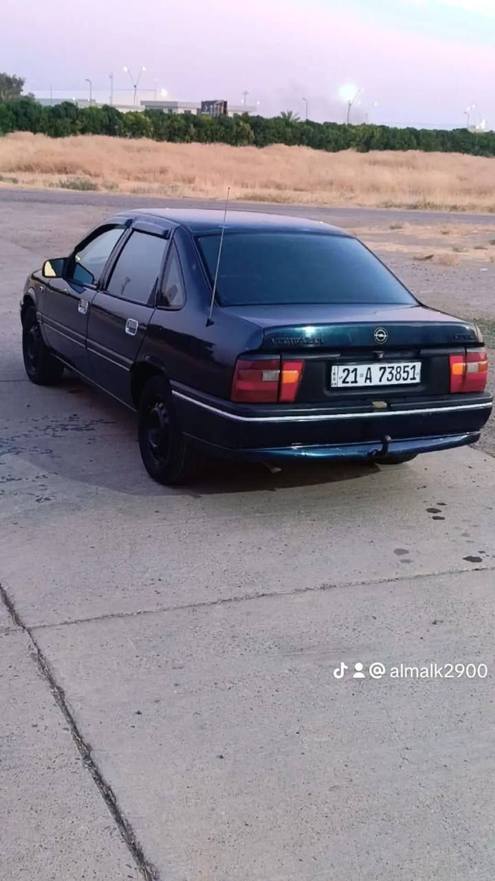سلام عليكم اوبل فكترا موديل 1994رقم سليمانيه جديده بيهه بطاقه بانزين السياره على وضع الشركه بدون صبغ بدون ضربه بدون تبديل حته الهلالات شركه محرك 20 گير محرك كهربائي صدر كله شركه جام كهربائي سعر 45 بي مجال 
***********
***********

نص مكتوب في الصور:
- @almalk2900