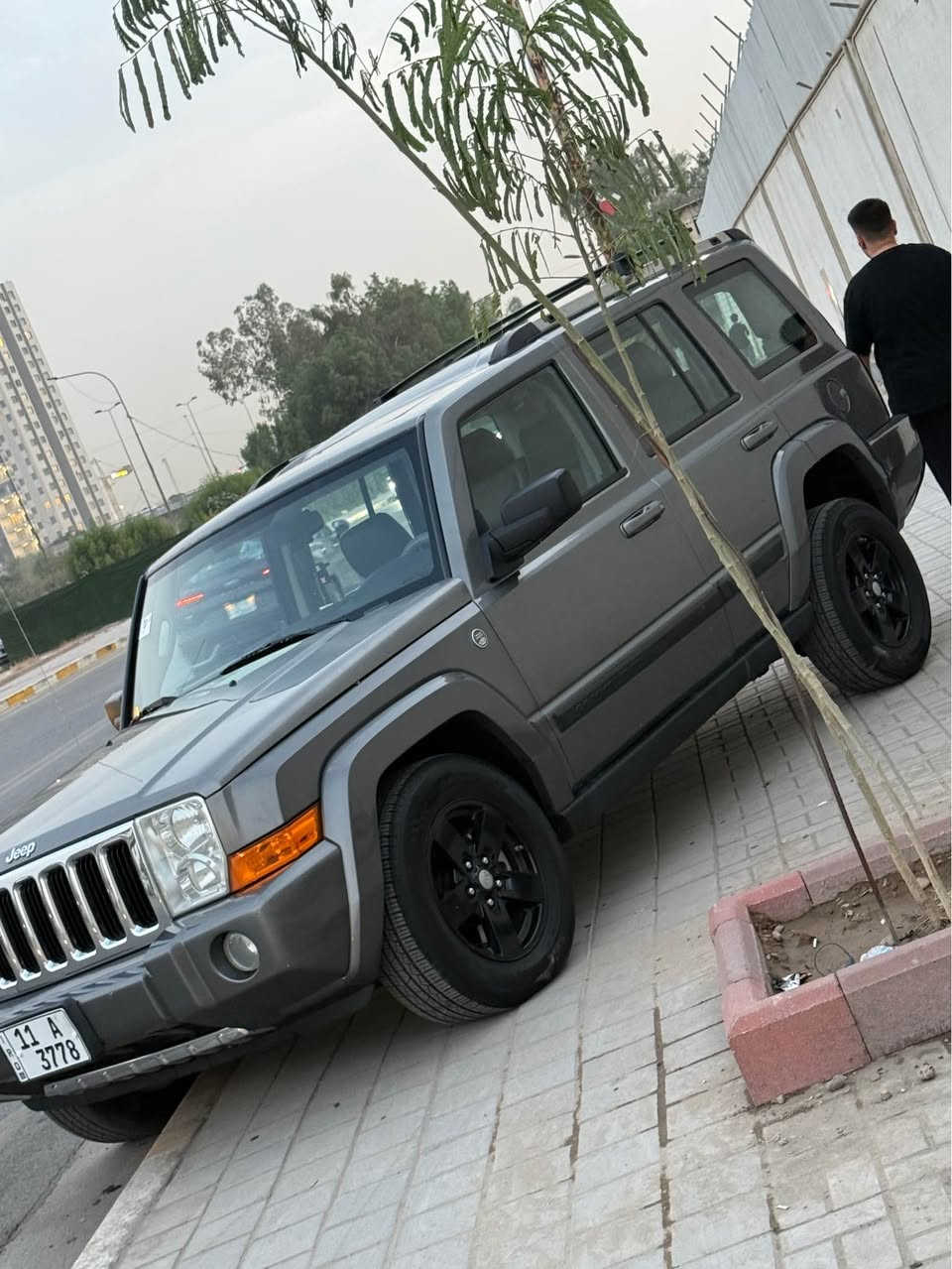 كوماندر • ٤٧٠٠ ٨ سلندر • رقم بغداد
