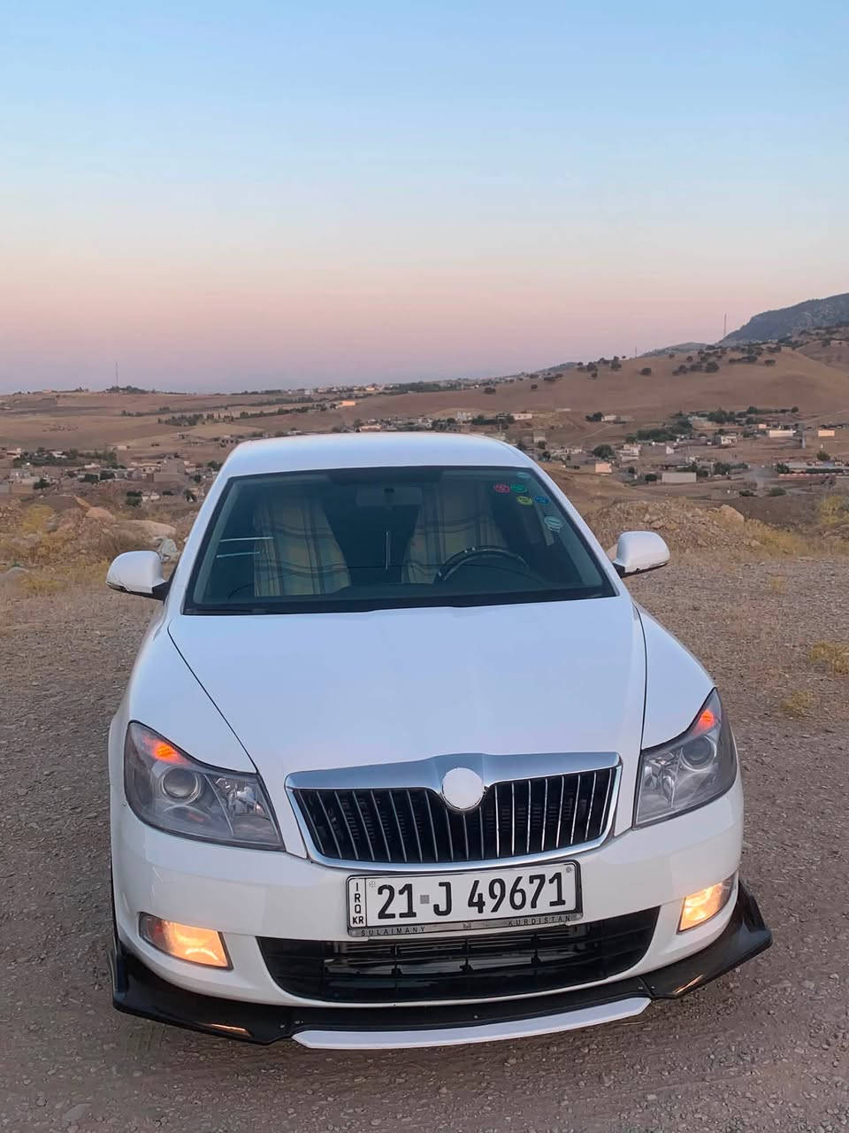 سەرەتابەناوی خوای گەورە ئەم شکۆدامان هەیە بۆفرۆشتن ٢٠١٣یە گێرعادیە مەکینەتۆڕبۆیە شاشەئایپاتە بۆیاخێکی نمونەی بۆکراوە هیچی پێوەنیە سەیارەکەماشەڵای ئەوێت هەموگیانی بەشەرت سعری٥٨گەڵاوکەمێک مەعامەلە شوێن سلێمانی ***********
