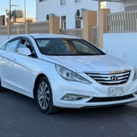 ٢٤٠٠ دوش • جير ٦ سرعات • ماشيه ٩٣ الف