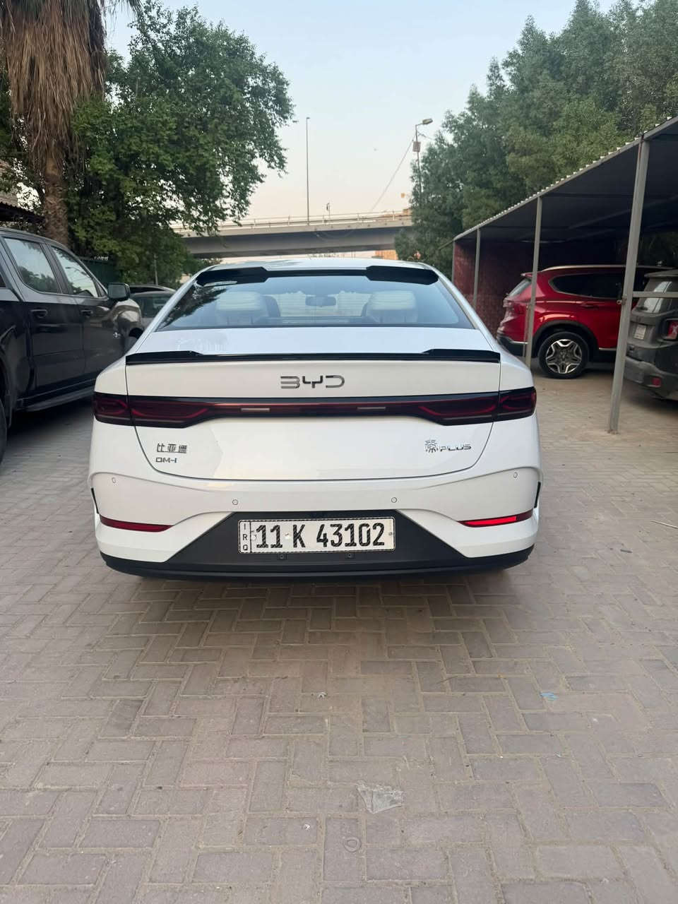 Qin plus 2025 بااسمي بيهه ملاحظتين بسيطه داخل ابيض ماشيه الكلي 14 الف
مكاني بغداد زيونه 
السعر 19900 نهائي 
***********
