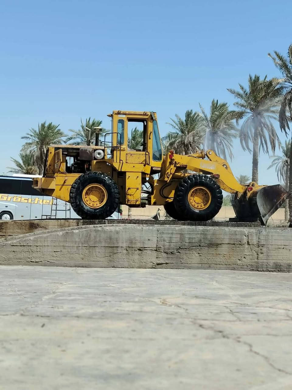 سلام عليكم 
شوفرات عدد 2 
ياباني احجام 70
موديل 95 أرقام بغداد شرط تحويل 
اتصال على أرقام التالية ***********
***********
***********
