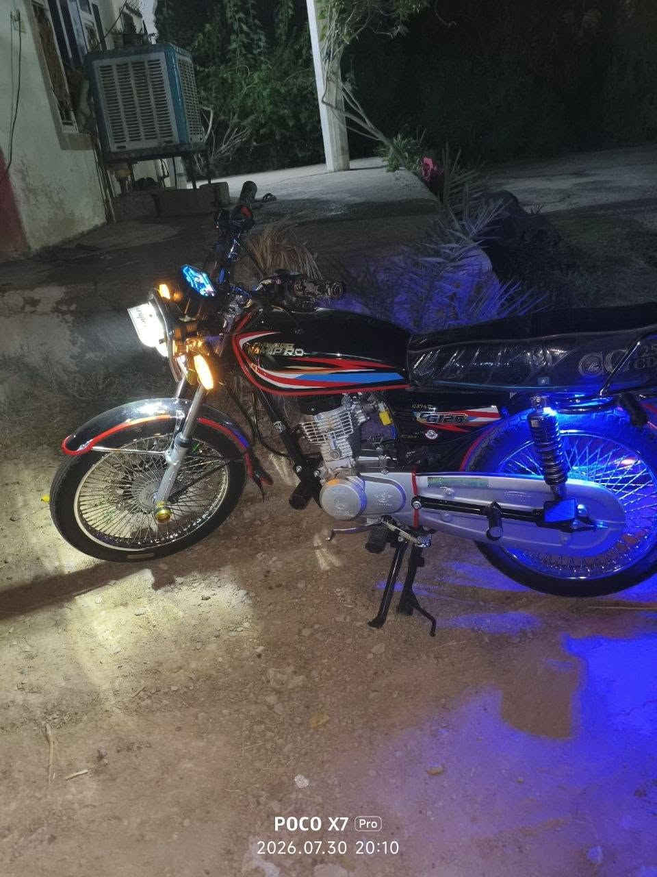 السلام عليكم نامه ابرو للبيع او المراوس حسب القناعة
موديل 26
4كير
125 cc
نضافة فول
سعر خاص  
هــ ***********
