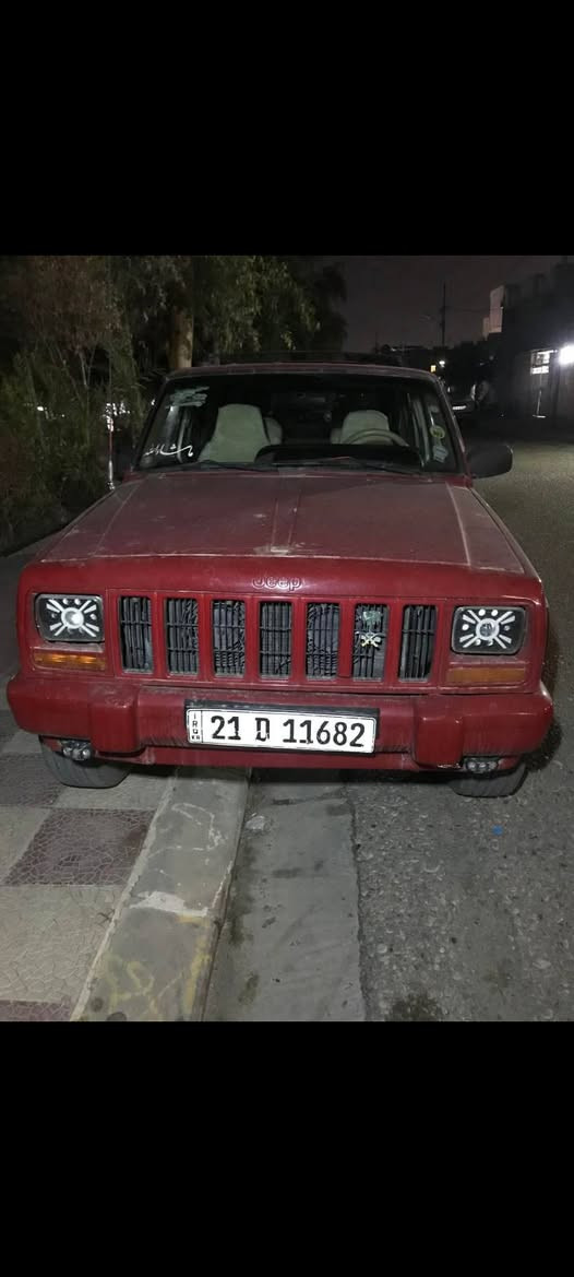 جيب شيروكي شخاط ٦ سلندر عدل رقم سليمانية ٢٠٢٧ سيارة بدون صبغ فقط قطعتين كلير أوربا گير مكينه شرط موديل ٢٠٠٠ شرط التحويل سعر ٦٥ ورق ومجال قليل *********** واتساب و *********** مكان السيارة كركوك
