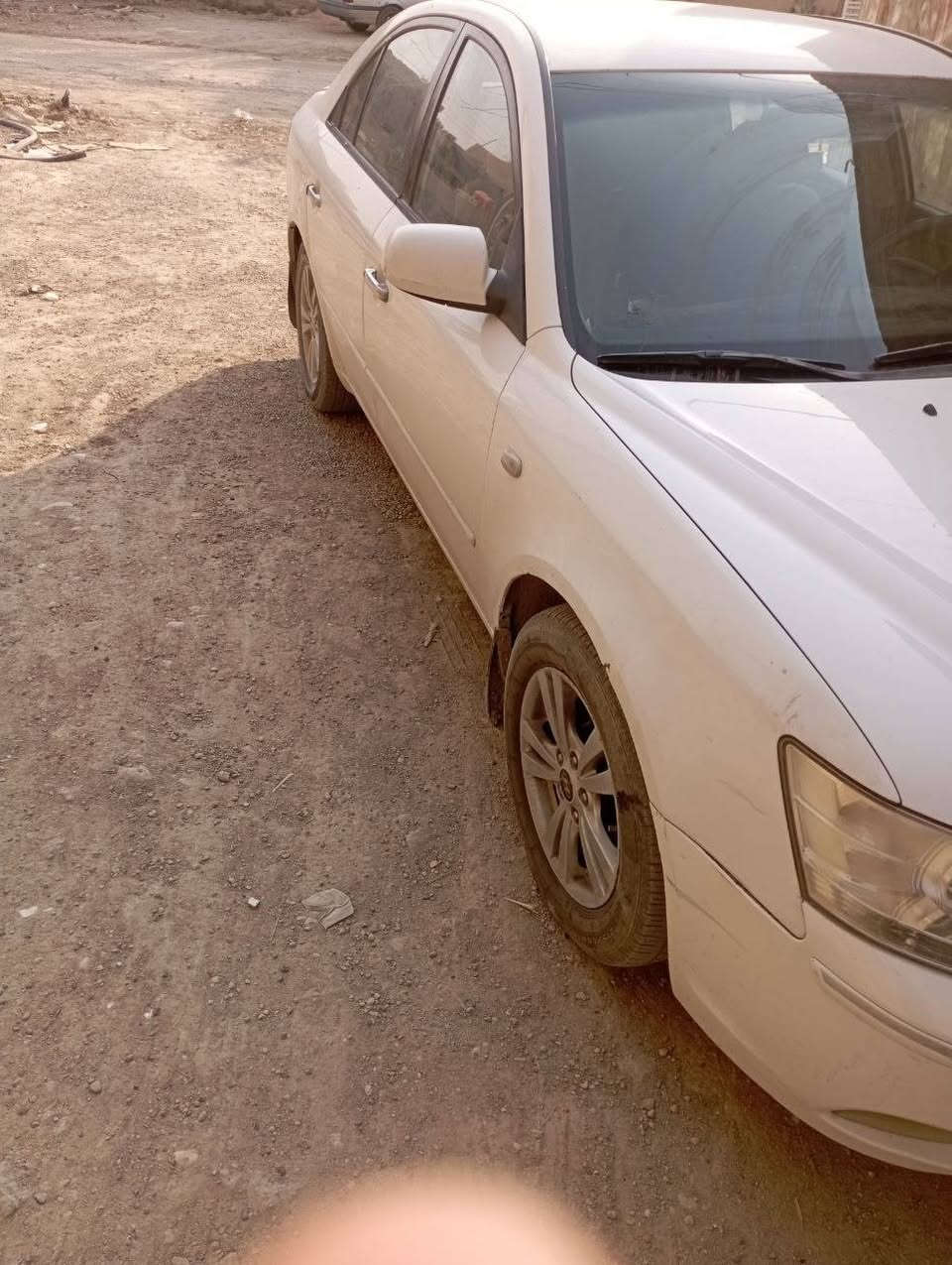 سوناتا خليجيه موديل 2009 رقم شمالي باسمي السيارة من كير ومكينة وحدادية مكفولات تخم تاير تبريد السيارة من حساسات خلفيه كامرة ارضية جلد مكينة 2000 مكان السيارة بابل خلف كراج الموحد معروضة 110 السيارة بية البابين صبغ ربع الجو وربع الجاملغ ***********
