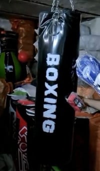 للبيع جيس ملاكمه وزن 35k طول 100cm +جفوف سعر 50الف بغداد حي اور يوجد ت...