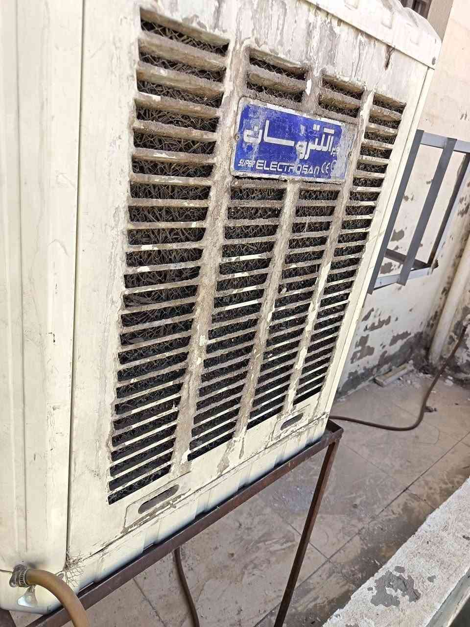مبرده للبيع كلش نضيفه بس يرادلها غسل الدفع مالتها كلش قوي السعر 90
***********
