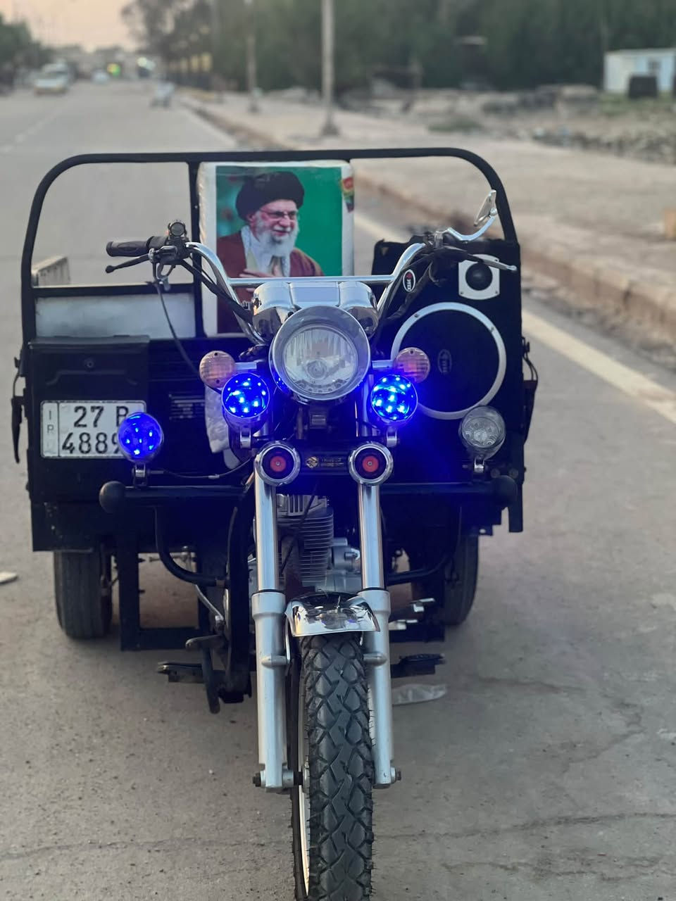 ستوته جمره مديل    ٢٠٢١.  ٢/٥٠٠رقم وبيه مجال قليل
/***********
