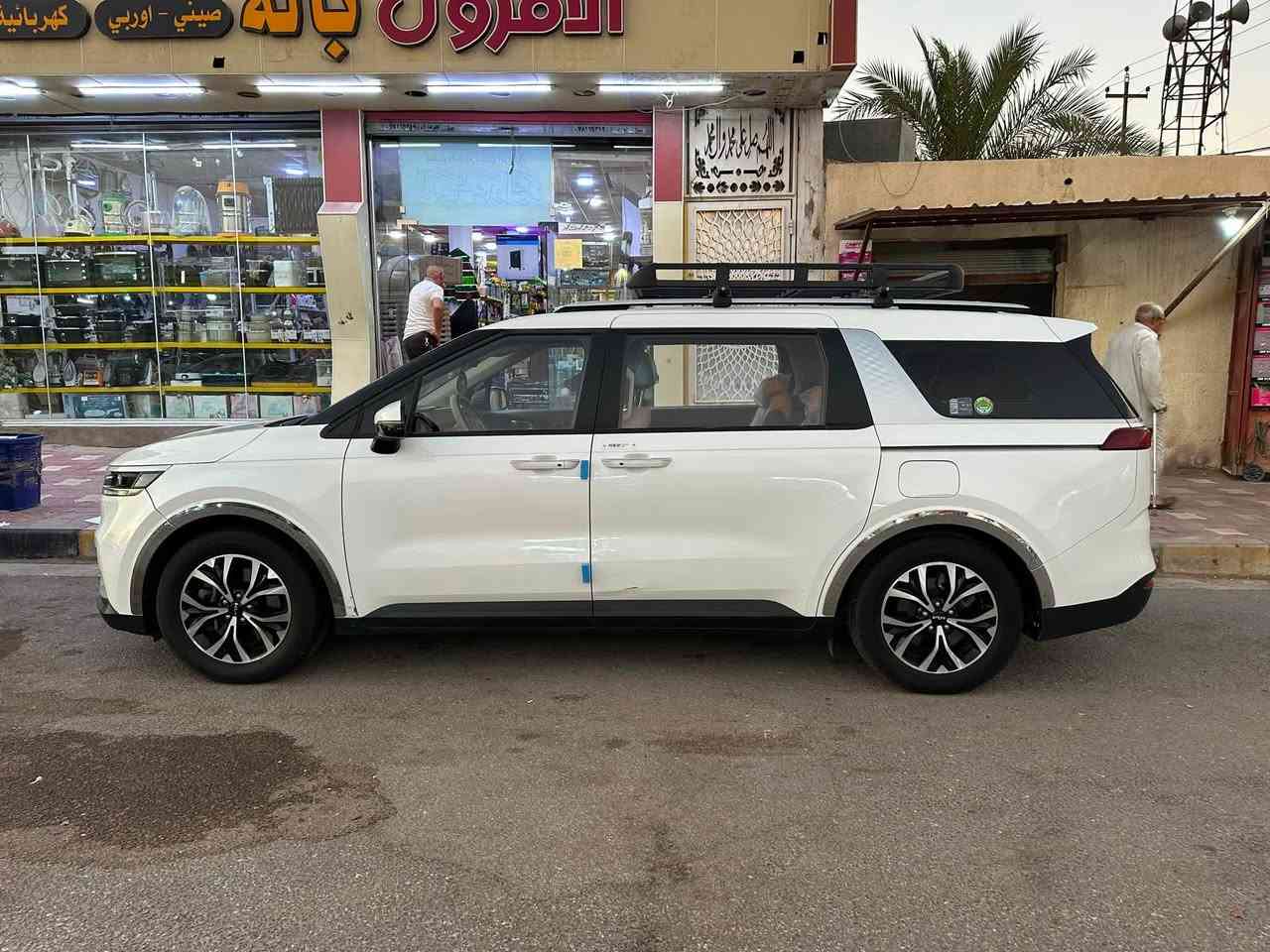 السلام عليكم ورحمه الله كيا كرنفال وارد 

كوري موديل  23  LX غاز بانزين بلادي  موصفات كلش 

حلوه سياره جديده بيها باب السايق تبديل 

اصلي نفس الون شاشه كبيره حساس خلفي 

رقم قادسيه مشروع وطني 

 بيبان كهرباب  5 بصمات

كشنات تدفئه تبريد
 
تحديد مسار  

9 راكب بلاد 

تخم تاير جديد 

جنيان شخصي ماشيه 20 الف كيلو 

اتصل وتددل غير متواجد على الفيس

*********** وات ساب 
مكاني النجف الاشرف 

بيع فقط 

السياره احلى من الصوره

