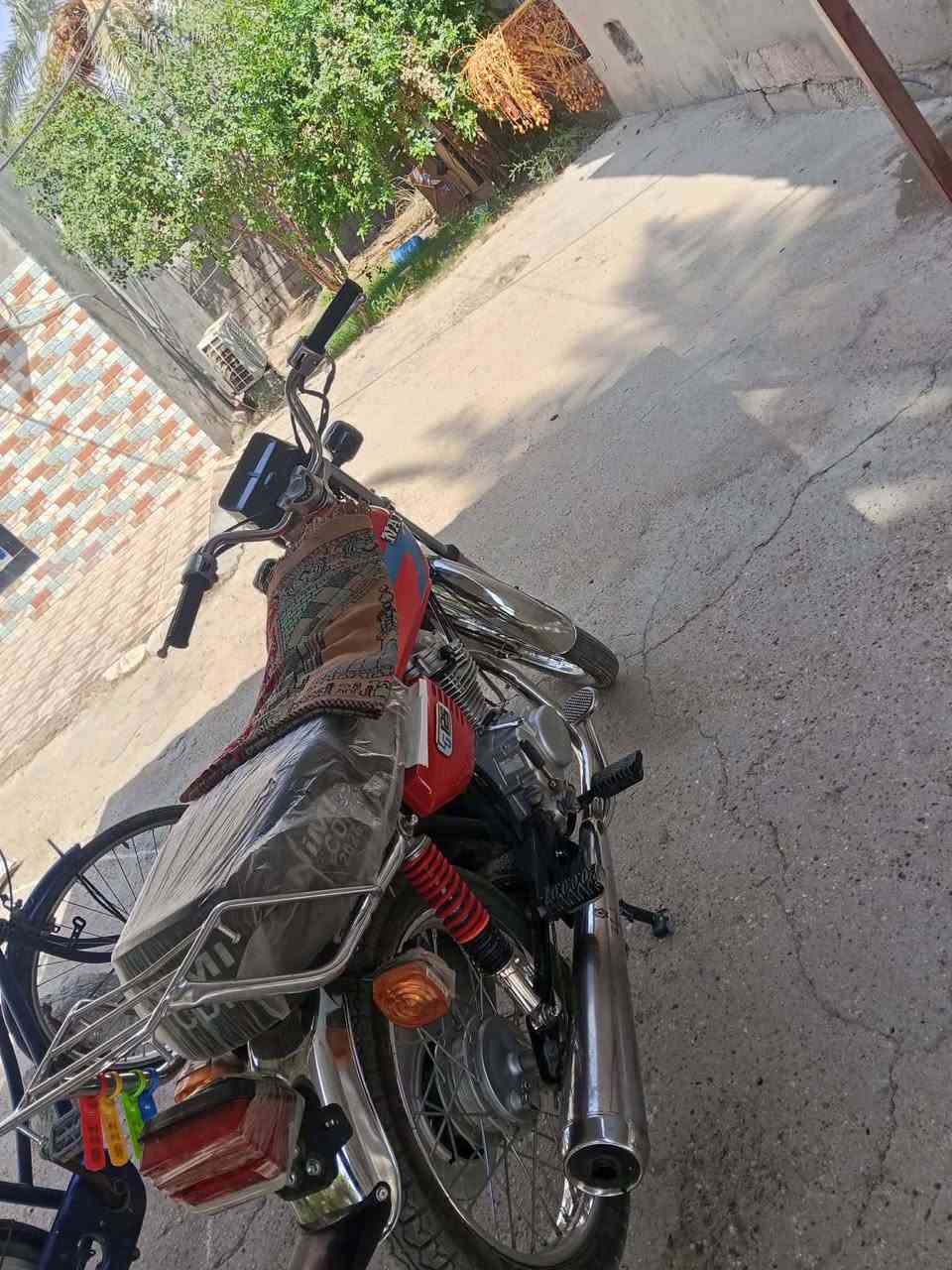 سلام عليكم نامه امتيز موديل 2025 درجه انضاف من بل صوره اورق سكنر سعر خاص مرسله على صفحه او على هذا رقم ***********
