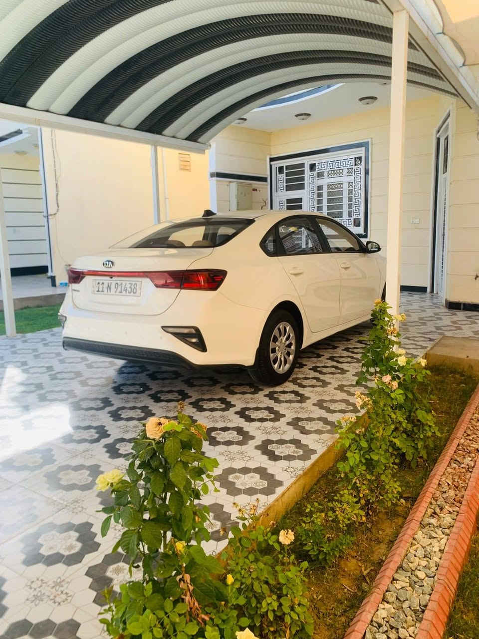 السلام عليكم
كيا سيراتو 
موديل 21
ماشيه 71
رقم بغداد
السعر 150 
المكان ديالى بعقوبه 
***********
