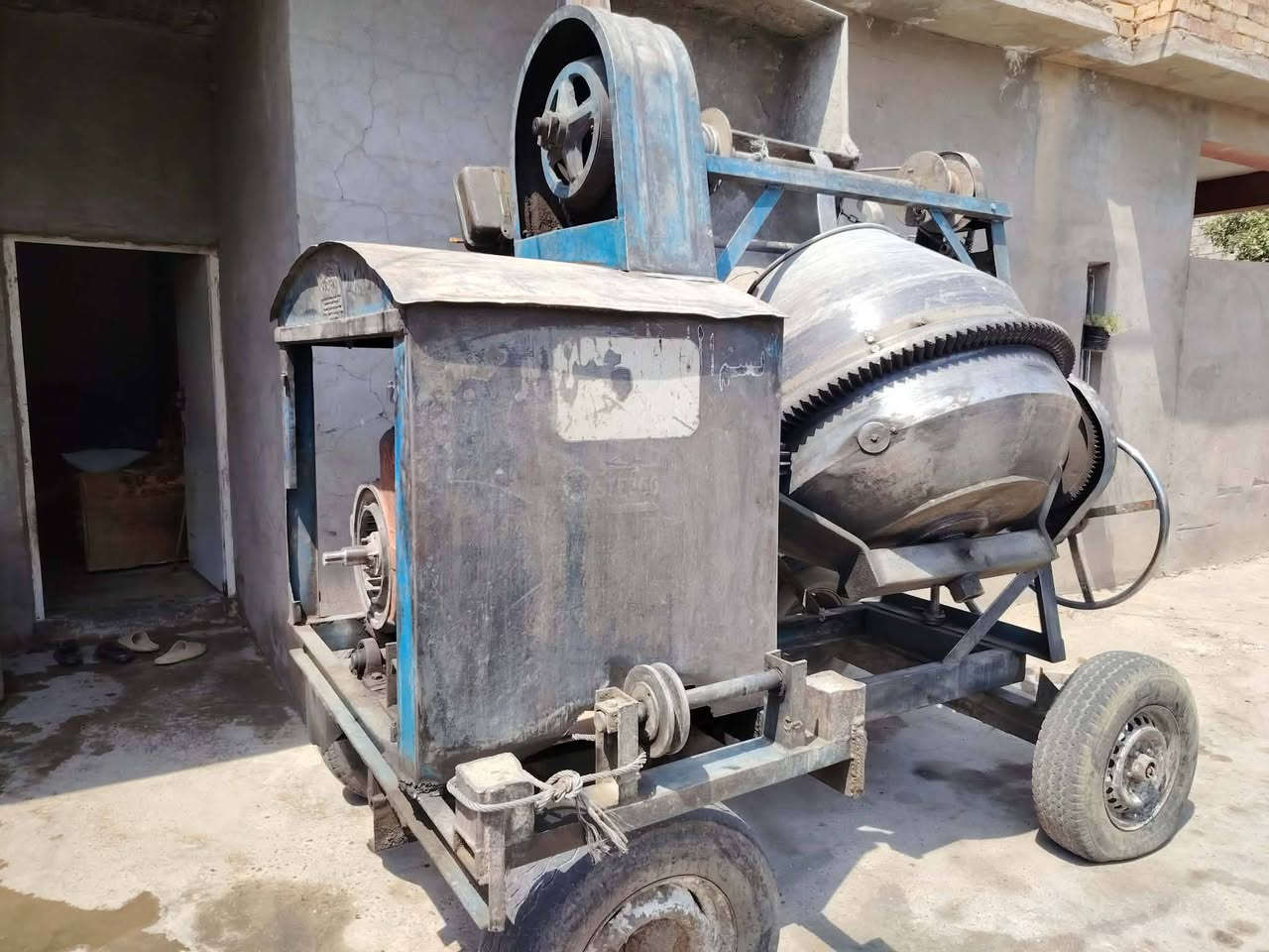 للبيع خباطه لبناني استبكو باب اول
خباطه جاهزه للشغل نضيفه 
محرك لستر بستمين
مكاني صلاح الدين قضاء بلد 
الهاتف ***********
