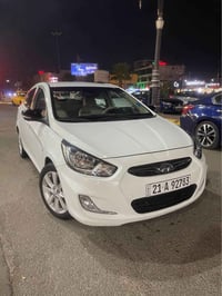 اكسنت ٢٠١١ • بدون صبغ • بدون حادث