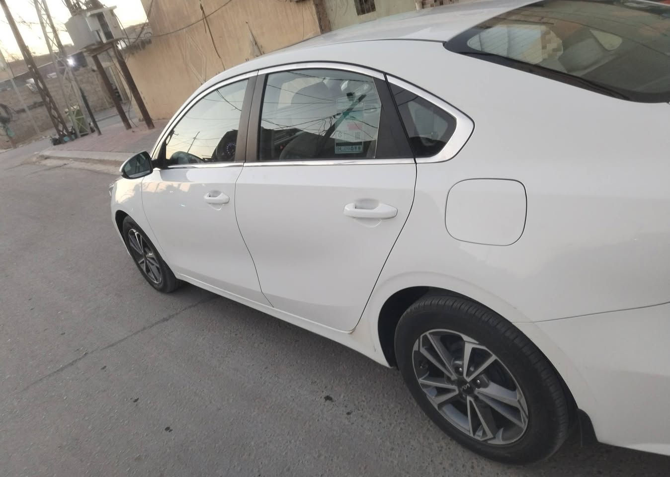سلام عليكم كيا سيراتو خليجي مديل 2024كفاله  فول مواصفات فتحه تبريد قطعتين مكينه 2000 رقم بغداد دولي سبيرهه مانازل  سعر 166 وبيه مجال هاذه رقمي 
*********** لاستفسار
