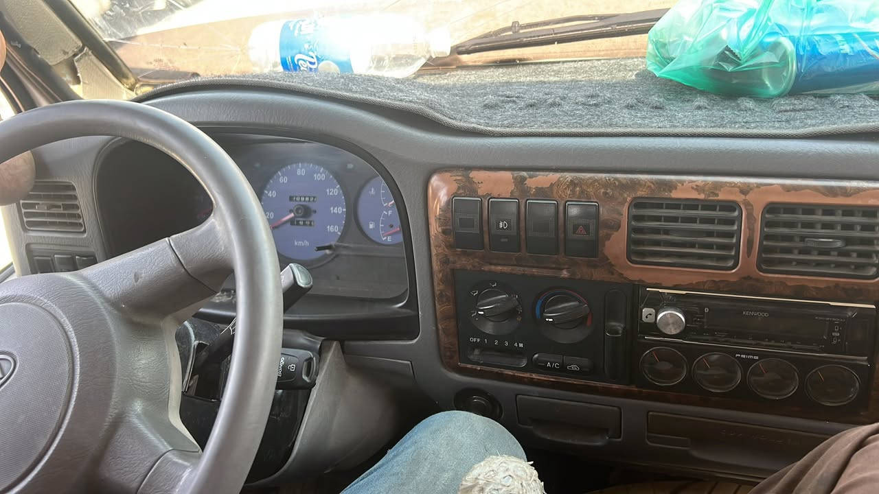 سلام عليكم كيه للبيع 1998 كفاله عامه لا كص. ولا دك محرك كير كفاله تخم تاير صدر كله جديد مكان رمادي السعر 50وبيه مجال  لاستفسار ***********

