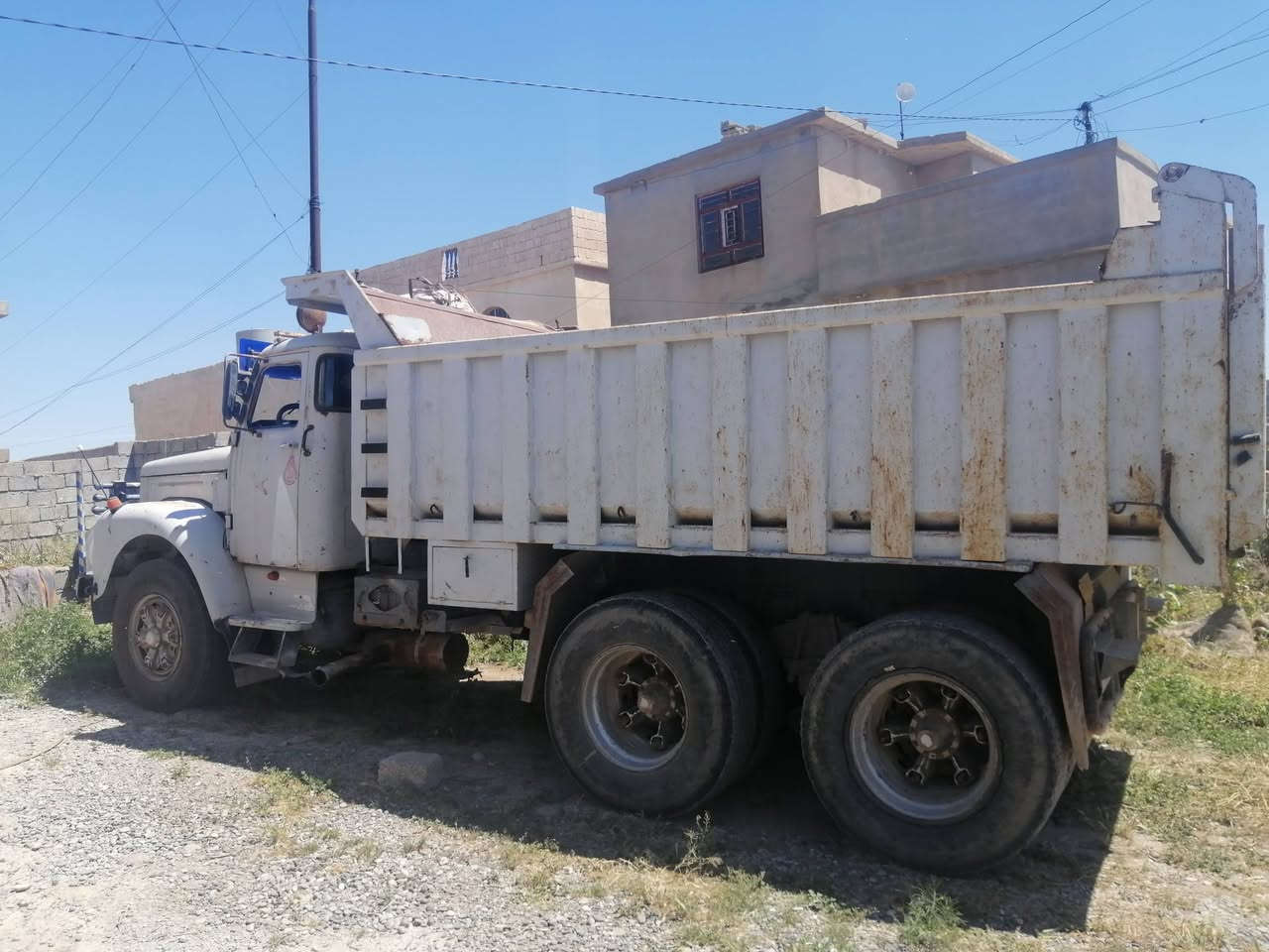 السلام عليكم للبيع قلاب سكانيا 111 الستفسار ***********
