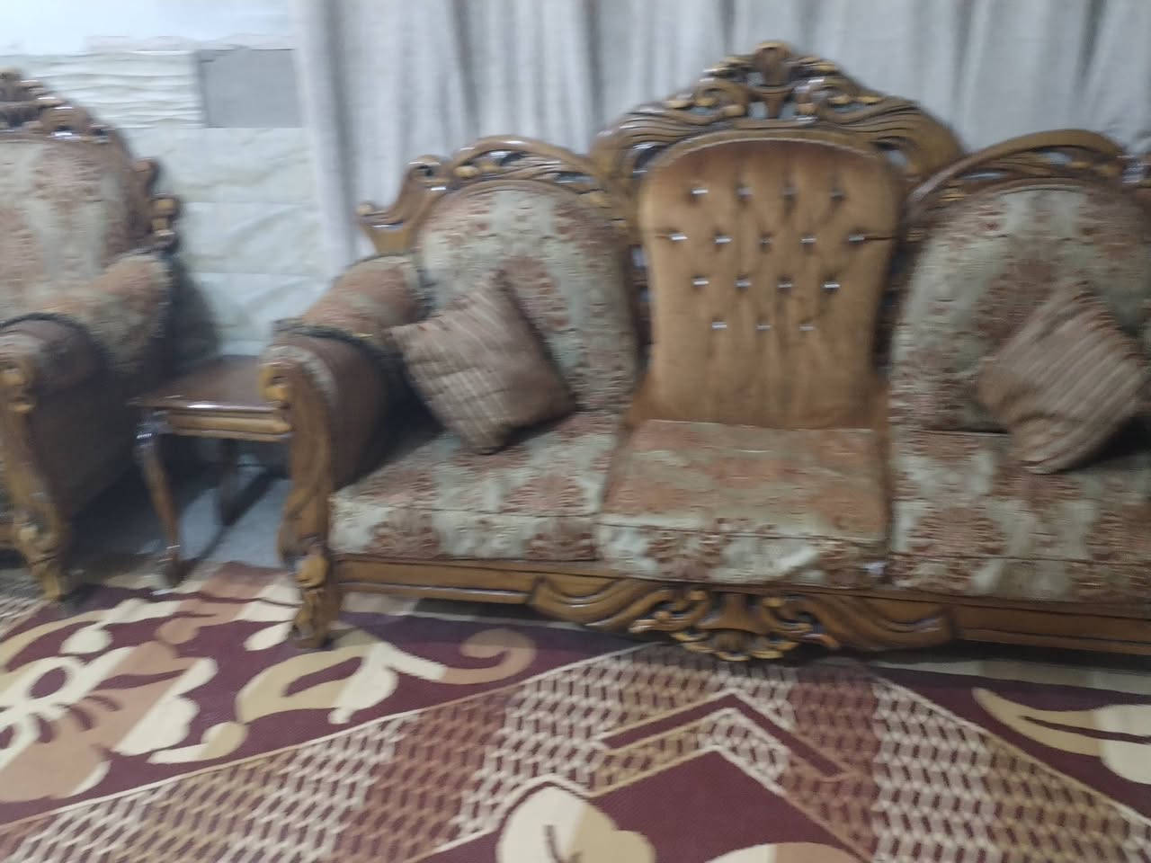نضيف • بلا كسر • خشب جديد