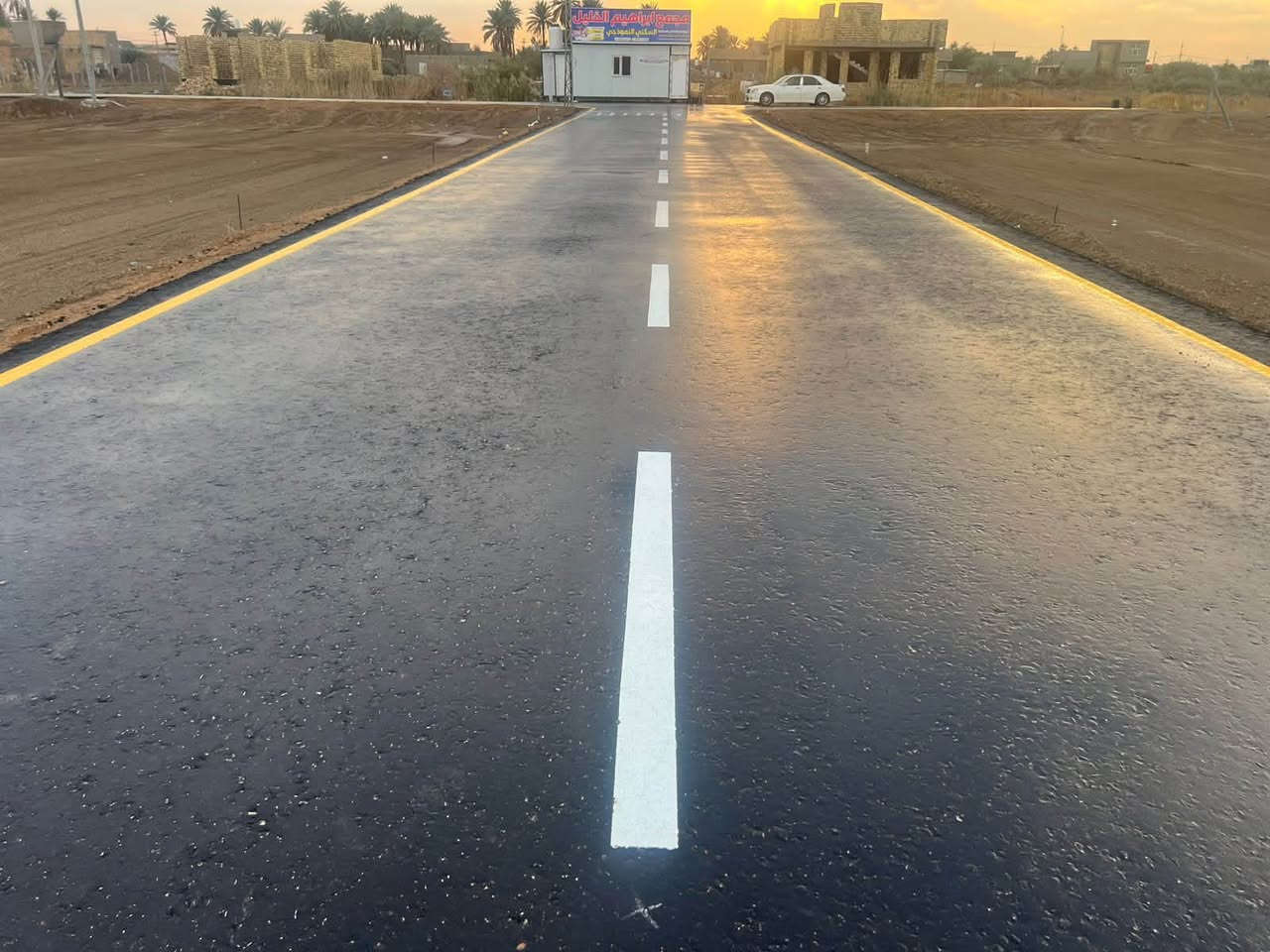 السلام عليكم قطع سكنيه 200 متر او اكثر حسب الطلب طابو زراعي سند 25 بسعر جداً مناسب سعر ال200.    13 مليون وبيها مجال بسيط للشراي موقع المجمع خلف جامعة بابل منطقة ابراهيم الخليل قرب المدارس 
متوفره كافة الخدمات شوارع مبلطه وماء اساله خطين 
وكهرباء واناره ليليه للاستفسار اكثر اتصل ***********
