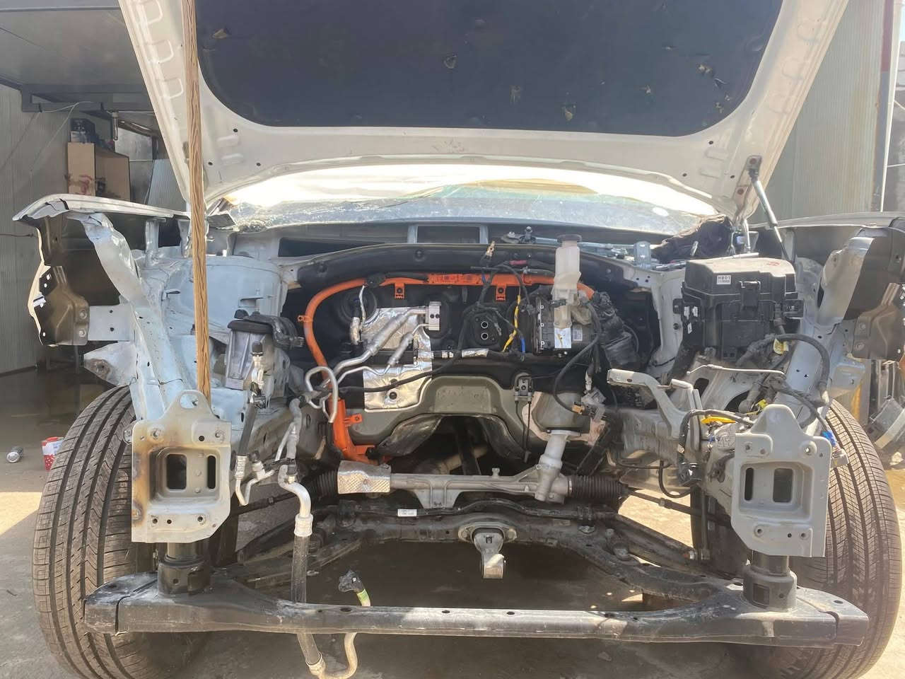 🔧 ورشة Smart garage لصيانة السيارات 🔧  

فتح وشد محرك سنتافيه 2025  هايبرد 
تم العمل بدقة واحترافية عالية 👨‍🔧  

✔️ فحص شامل للمحرك  
✔️ تبديل القطع التالفة  
✔️ شد وضبط المحرك حسب المواصفات  

نضمن لك أداء قوي وعمر أطول للمحرك 💪  
ثقتكم هي سر نجاحنا 🙏  

📞 للحجز والاستفسار:  
***********  
***********  
📍 بغداد الدوره المهدية الثانيه
