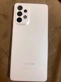 سامسونك A73 5G الجهاز نضافه فول ما مفتوح السعر ٢٥٠ . 07748248388