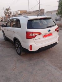 سورنتو موديل 15   سته سلندر  7راكب  السعر 170وبيها مجال  رقم ديالى مكف...