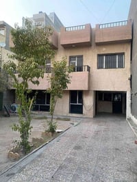 اليرموك منطقة الأطباء • ٣٥٠م² • ٥ غرف