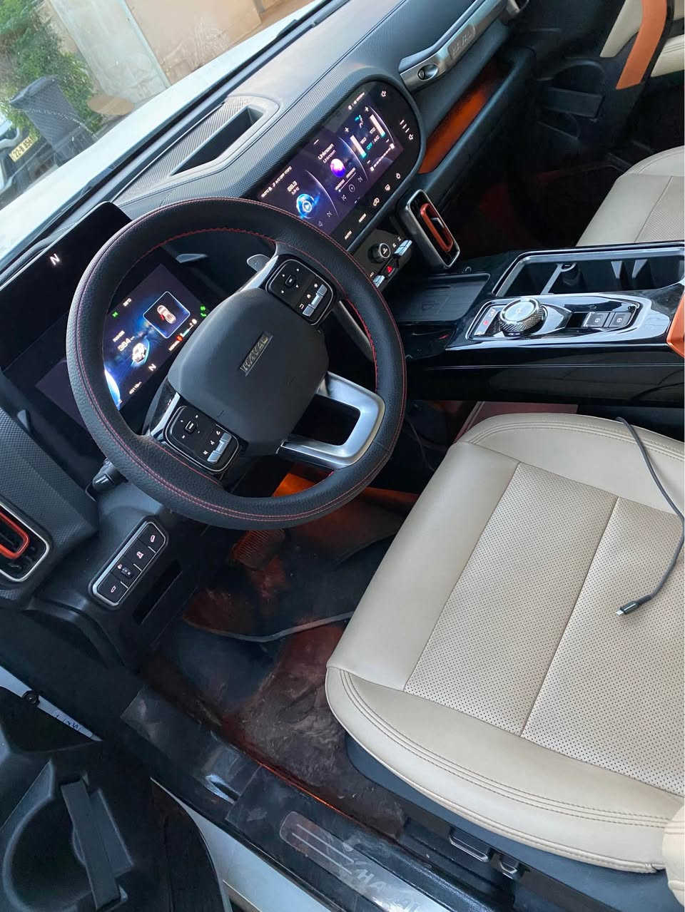 Haval dargo 2022 Adventure
٤ پستن ٢٠ تۆربۆ بەنزینی نۆرمال بەشەرت 
تایبەتمەندی خەلیجی زەمانی شەریکەی 
٤٣ هەزار رۆێشتیە سێرڤزی کرایە ٧ مۆدی هەیە
دەبلل ئەکسل
داتاشۆ
پادل شەفت
کامێرا ٣٦٠  
خەتی جادەی کوشین مەساج
ئەوتۆ بەگ
پرە لە مواسەفات  
پانۆررامای گەورە
***********
بەناوی خۆمە سەیارەکە ١ موشکیلەی لەسەر نیە أربيل, العراق
