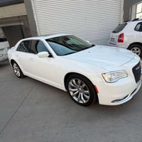 كرايسلر 300 • ٢٠١٧ • رقم اربيل
