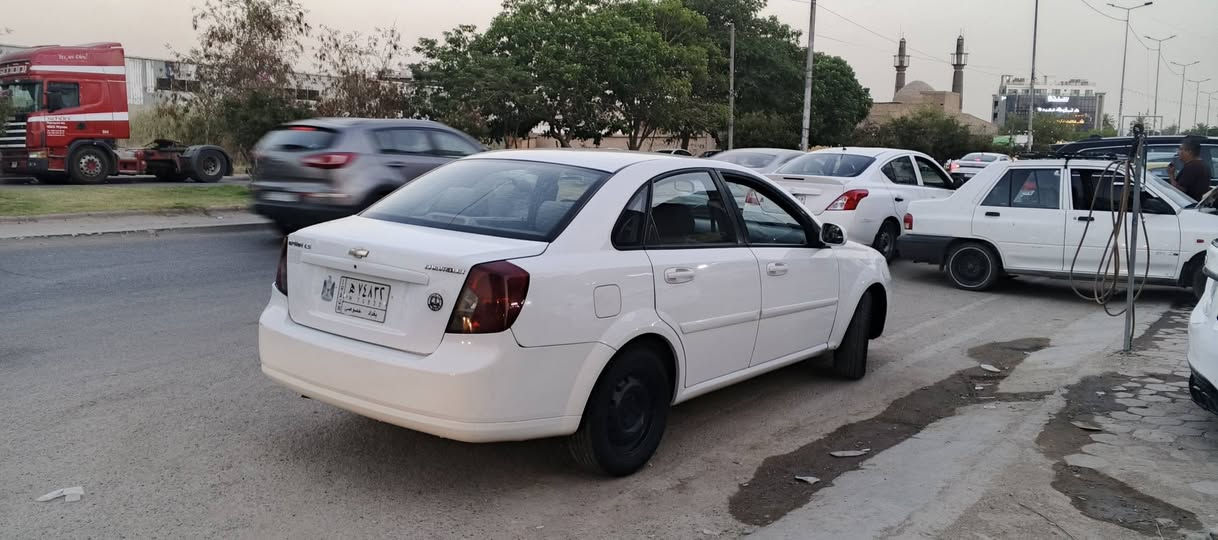 السلام عليكم ورحمه الله وبركاته 
اوبترا للبيع موديل 12 بكون بغدادباسمي 
السعر 85 ورقه وعنواني بغداد حي الخضراء 
رقم الهاتف ***********1
