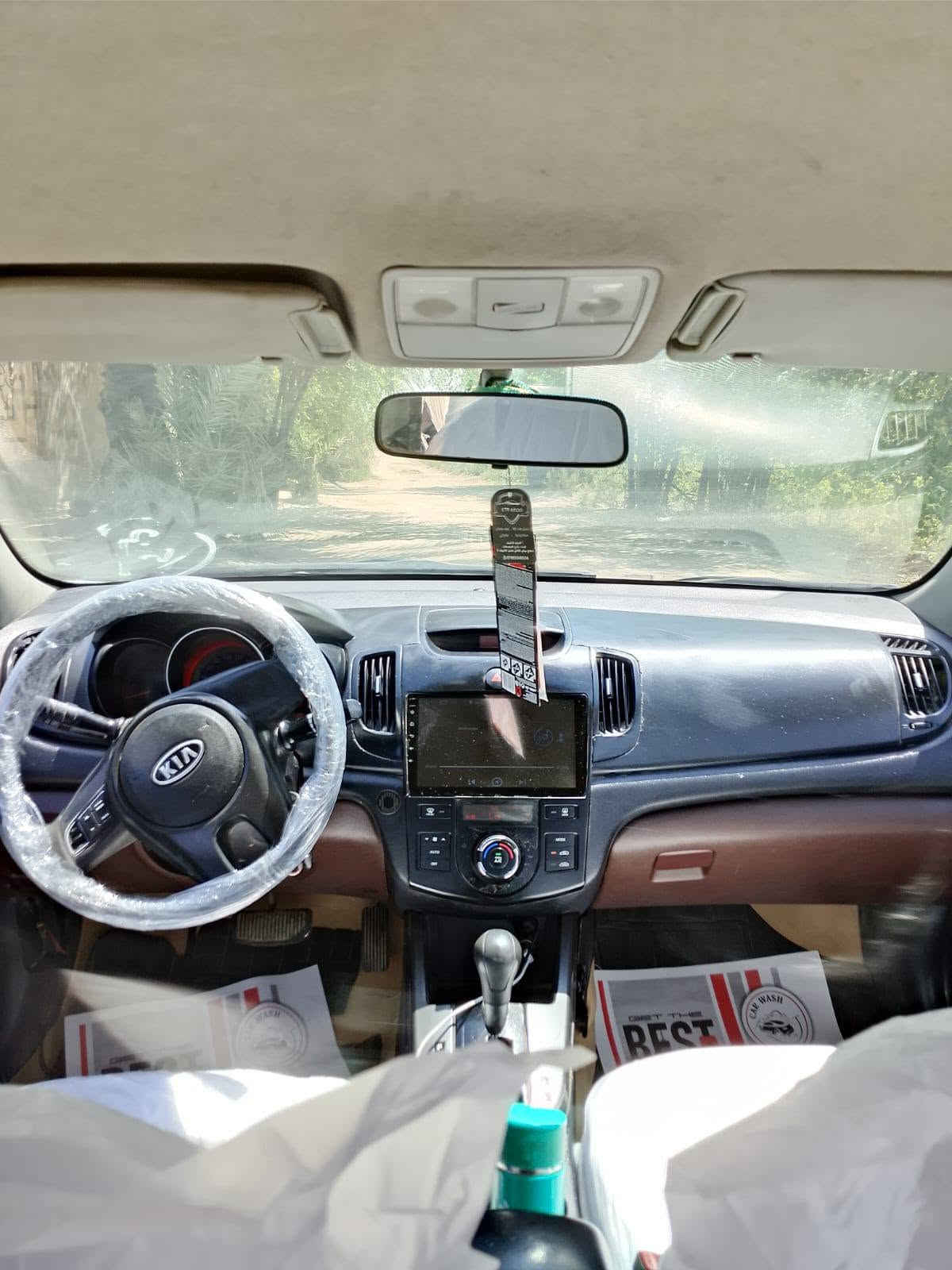 للبيع كيه سيراتو موديل 10 رقم شمالي تحويل أو وكاله حاضر سياره جاهزة مكينه كير حداديه تخم تاير جدد 
كفاله من الضربه مصبوغة عام 
السعر. 68. أو بيه مجال 
***********. مكان نجف طريق كربلاء نجف عمود 250
