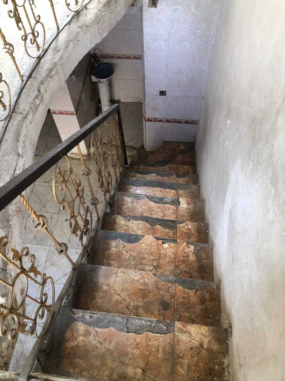 الدورة الميكانيك • ١٠٠م • ٣ غرف